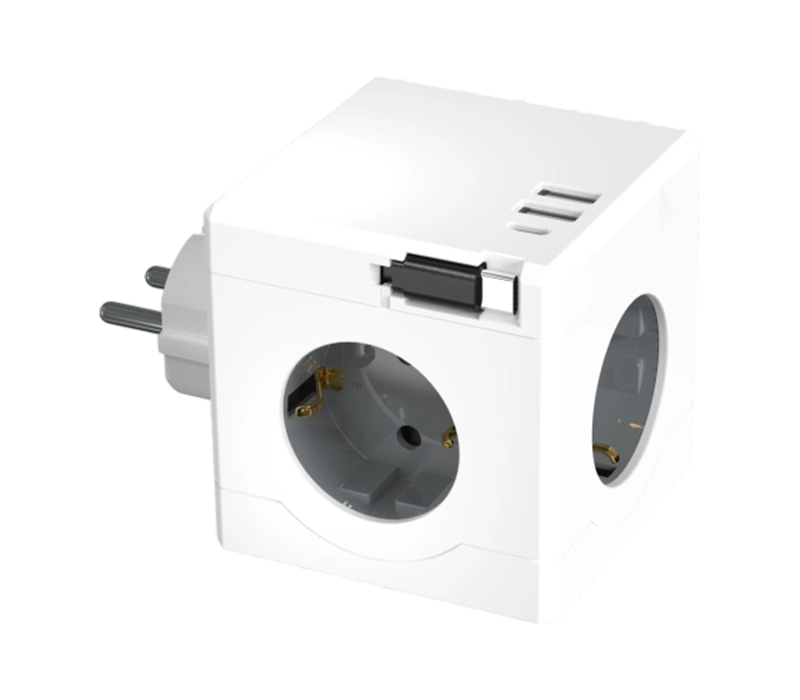 E15-D Plug-in Cube Power Strip med 3 stik i europæisk stil, 2 USB-A-porte og 1 USB-C-port, med et udtrækkeligt opladningskabel